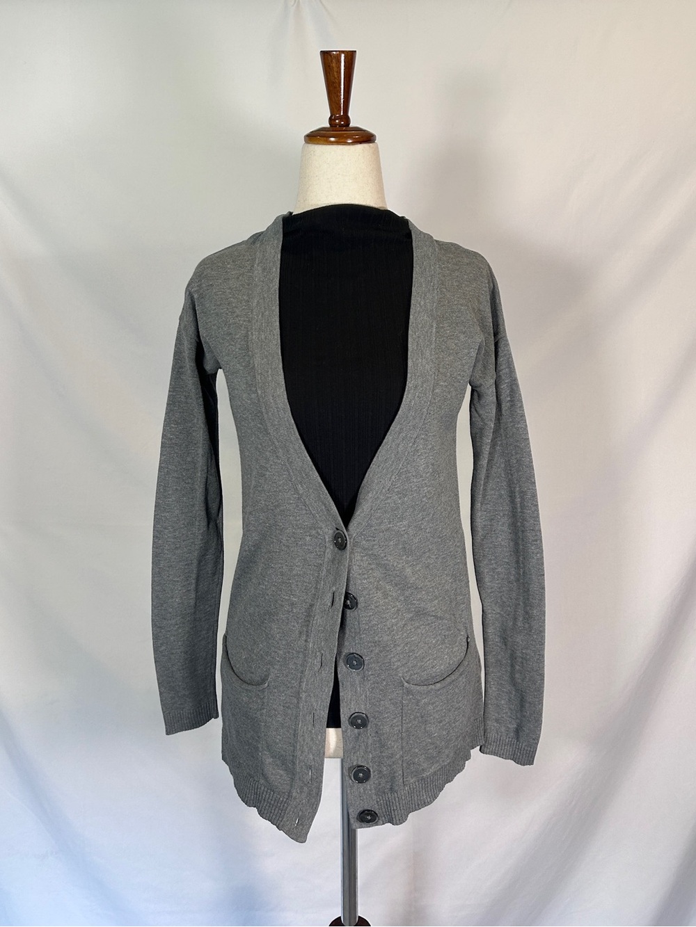 Y2K Express Gray Button-Front Cardigan